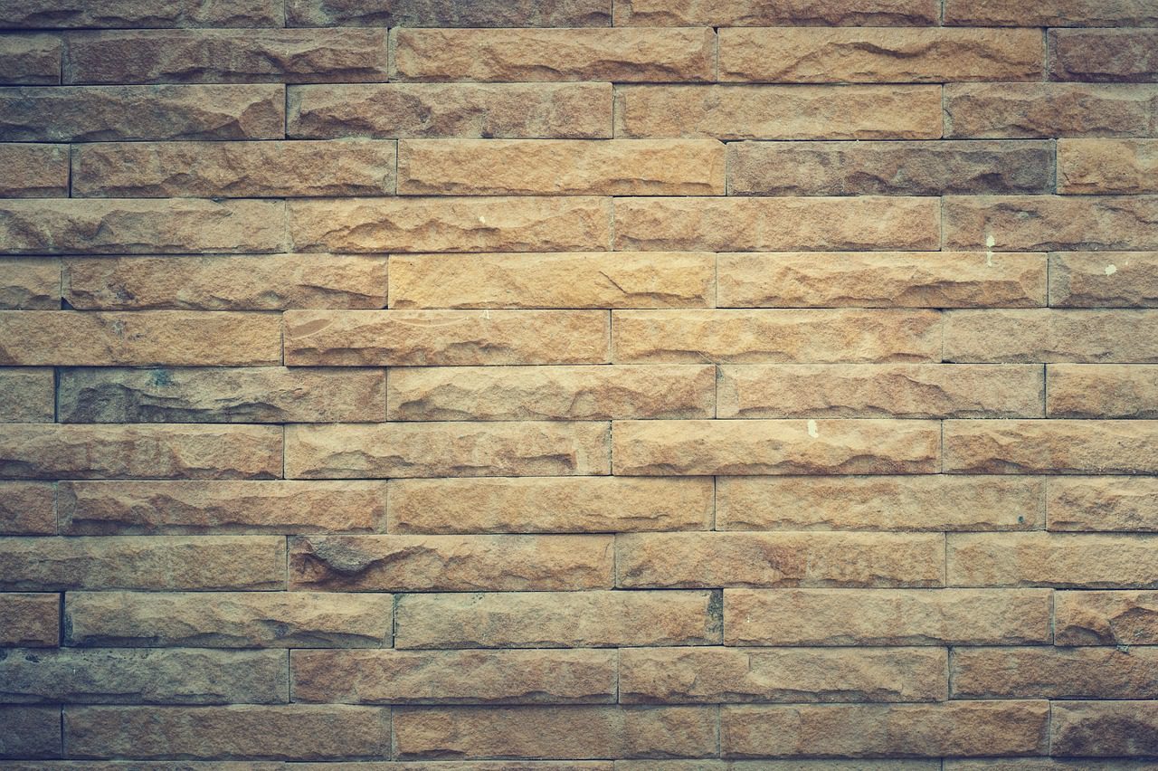 cleaning_brick_wall